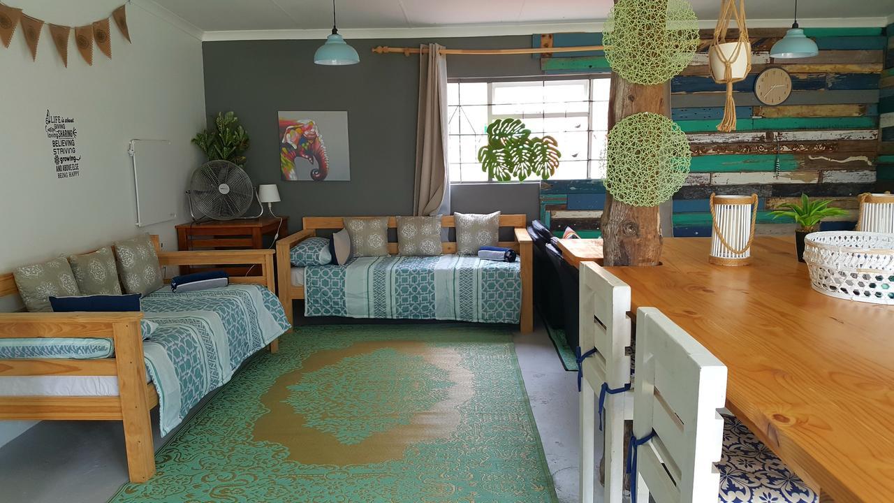 بيت شباب Cape Agulhas Backpackers ستروزباي المظهر الخارجي الصورة